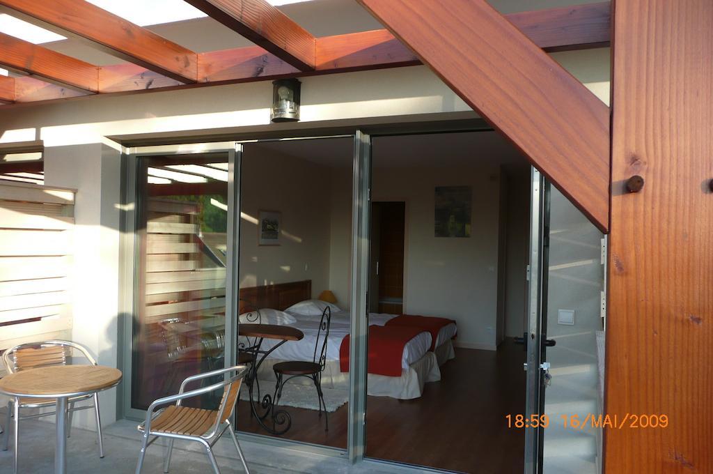 Hotel Golf Et Montagne Talloires Exterior photo